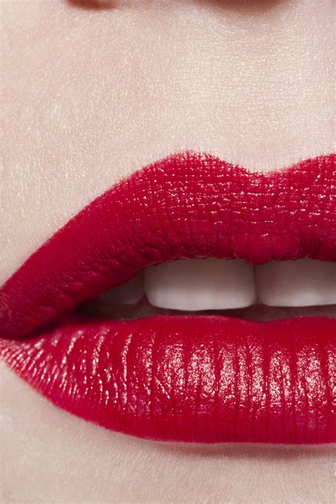 Chanel Rouge Allure Intense Lip Color 